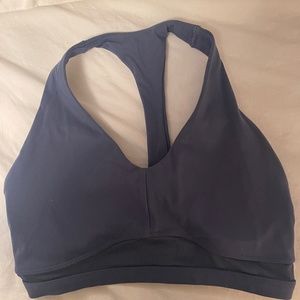 Alphalete sports bra